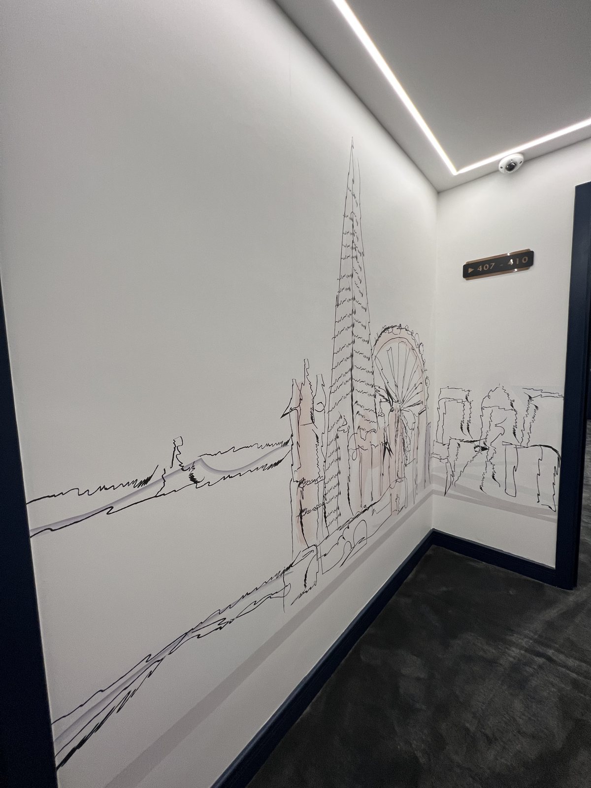 Printed feature wallpaper in a boutique hotel